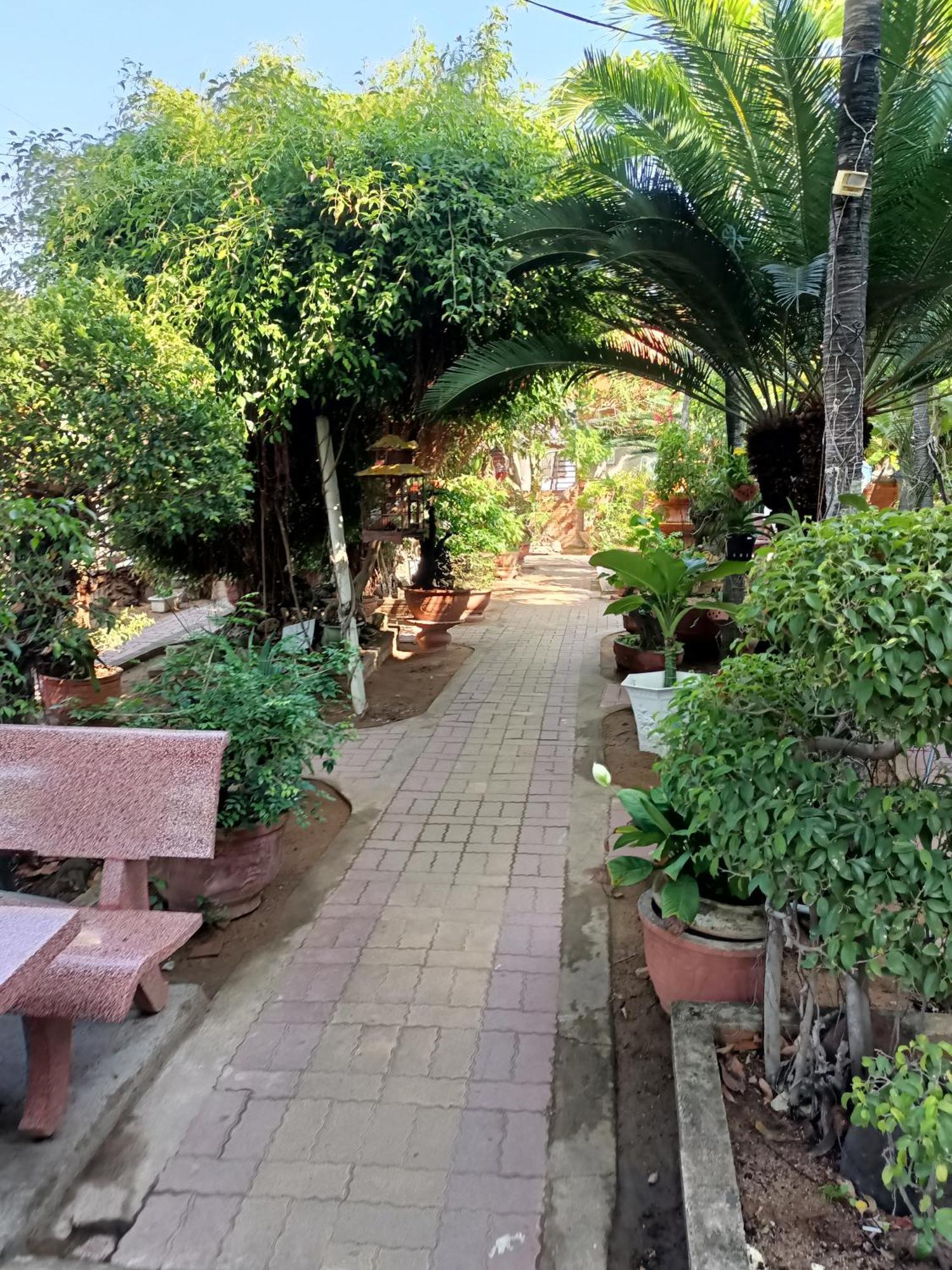 فندق Khach San Mong An فينه هي المظهر الخارجي الصورة